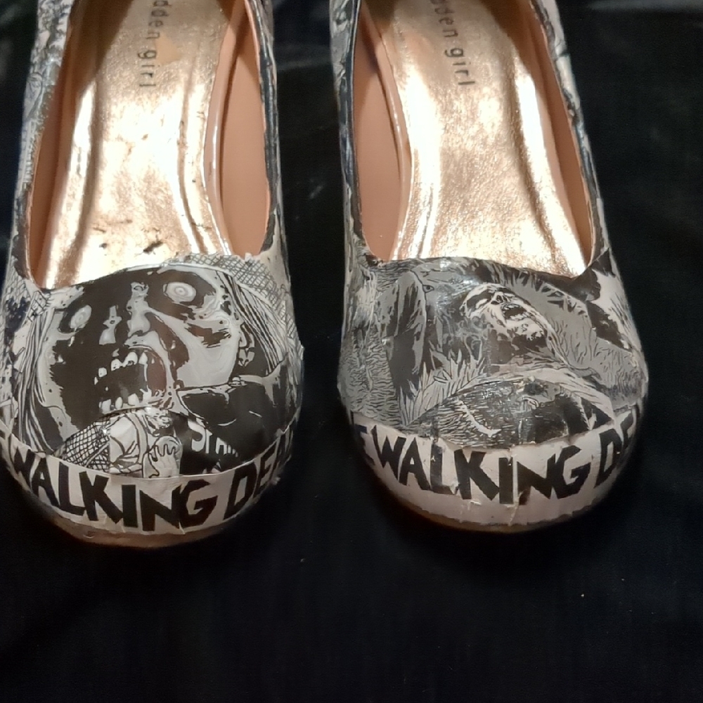 Walking Dead Graphic Women's Shoes